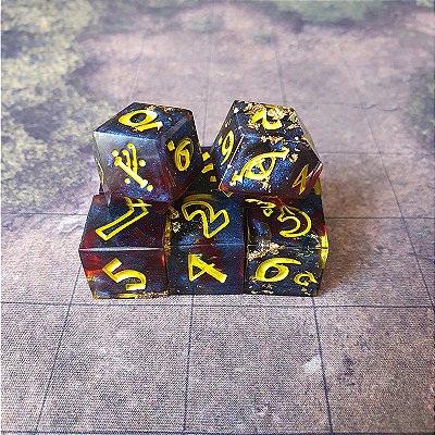 Set Dados RPG - O Um Anel - Artesanal - Palantír Sombrio -  Entrega imediata