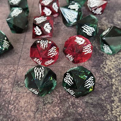 Conjunto 15 Dados RPG Lobisomem: O Apocalipse - Fúria Primal - Pronta Entrega