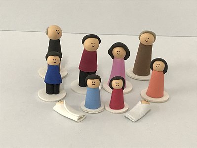 Bonecos para Constelação Familiar na mesa e na água com 10 peças – Família 4