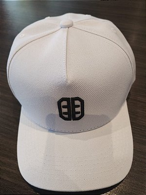 Boné Fire Branco / Logo Bordado