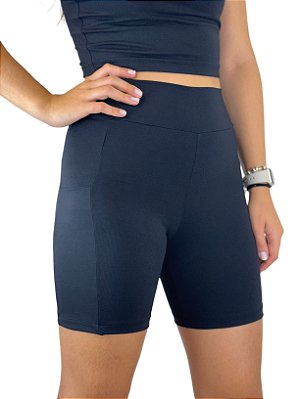 Shorts médio bolso lateral (Poliamida) - Preto