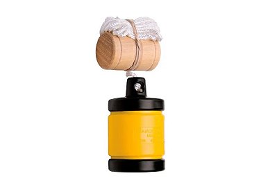 Prumo em aço com revestimento externo em plástico e cordão de nylon