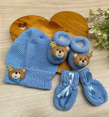 kit gorro + luvas + sapatinhos em tricot com aplique de urso