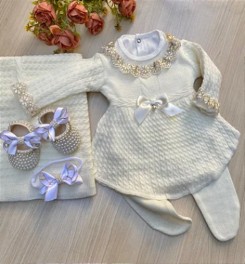 Saída de Maternidade de Menina Vestido Plissado em Tricot 6 peças Dinhos Baby