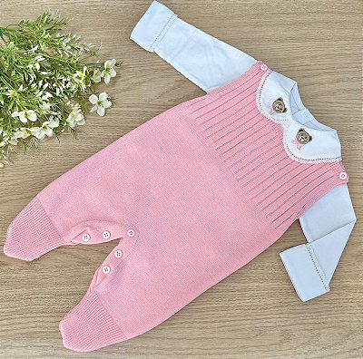 Saída de Maternidade Menina Jardineira Rosa Bebê em Tricot com Gola Bordada de Ursinha