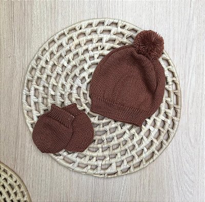 Kit Gorro e Luvas Liso Recém-Nascido em Tricot
