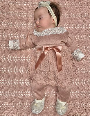 Saída de maternidade menina vestido Barcelona tricot 6 peças