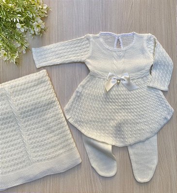SAÍDA DE MATERNIDADE DE MENINA VESTIDO PLISSADO EM TRICOT 3 PEÇAS