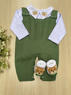 Jardineira em tricot + body de algodão bordado de urso + sapatinhos