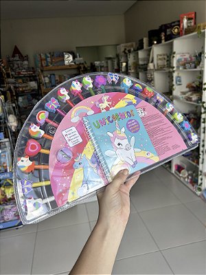 Livro com Atividades e Desenhos: Unicórnios