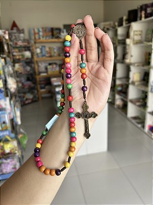 Terço em Madeira Colorido São Bento