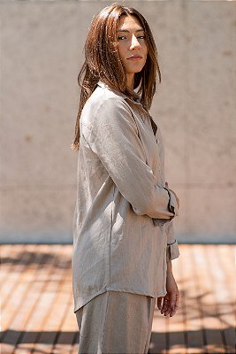 CAMISA LISA LINHO PURO CACAU