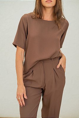 CALÇA CENOURA CREPE MARROM