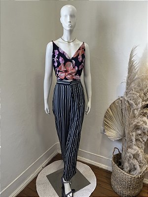 Macacão Floral Listras Enfim - G