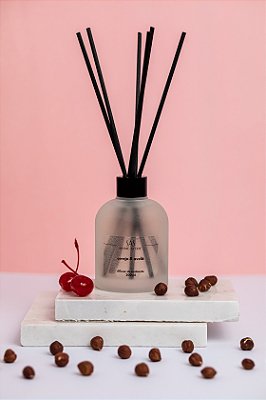 DIFUSOR DE AROMAS CEREJA & AVELÃ - ANNA