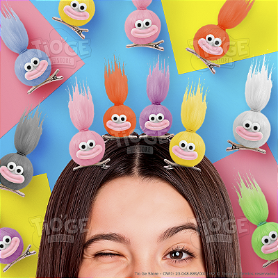 Monstrinho Bolinha Cabeluda Trolls Presilha Cabelo Maluco Olhos e Boca Grandes Fofo Engraçado Pequeno Várias Cores