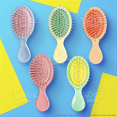 Escova de Cabelo Infantil Compacta Desembaraçante Cerdas Ultramacias Escola Uso Diário Diversas Cores