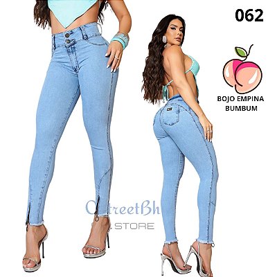 Calça azul claro cós médio com lycra