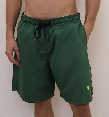 Short Liso Invasor Verde Musgo