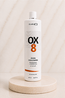 Água Oxigenada de 8 volumes 900ml