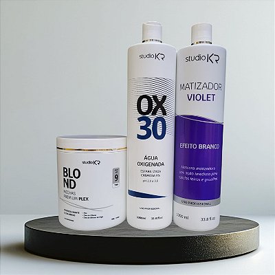 Pó Descolorante + Água oxigenada 30 vol + Matizador Violet