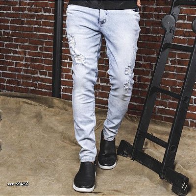 Calça jeans masculina azul claro destroyed