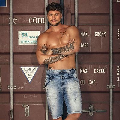 Bermuda masculina com cós dupla