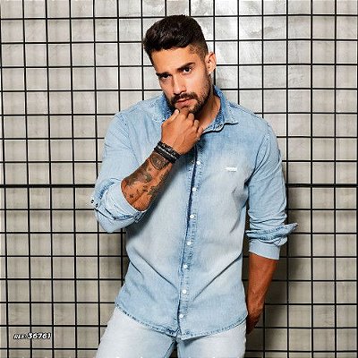 Camisa jeans masculina delavê
