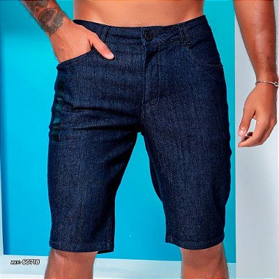 Bermuda jeans masculina escura com cordão para ajuste