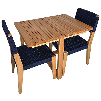 Mesa em madeira para duas cadeiras