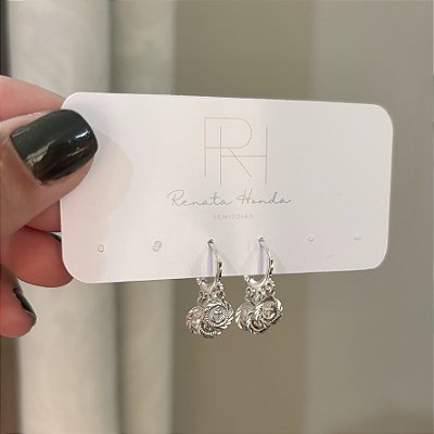 Brinco argola medalhas âncora