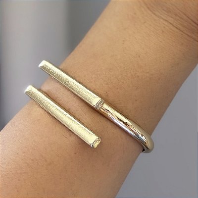 Bracelete linhas