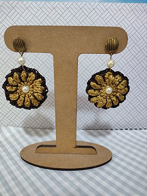 Brincos em crochê ,flor