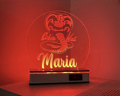 Luminária abajur LED acrílico Cobra Kai cores persolizadas