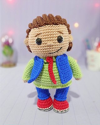 Amigurumi Modelo Mini Mim Lucas Boneco de Crochê À PRONTA ENTREGA