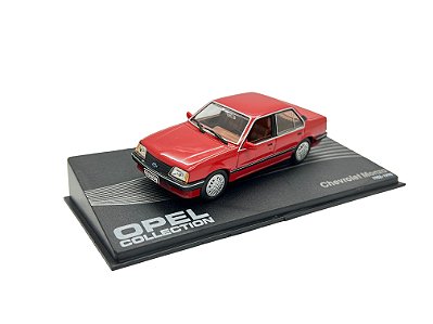 Miniatura Chevrolet Monza 1982-1990 Opel Vermelho Metal 1:43