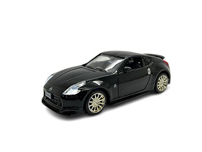 Miniatura Nissan 370Z Preto Acende Luz e Som 1:32