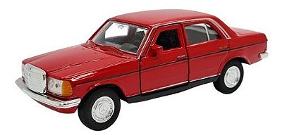 Miniatura Mercedes Benz 230 E Class Vermelho Welly 1:42