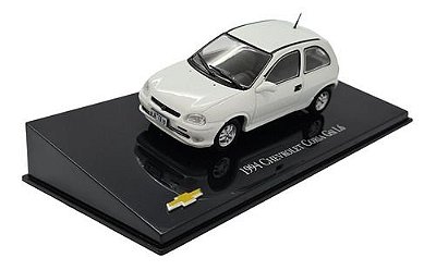 Miniatura Chevrolet Corsa Gsi 1.6 1994 Branco Metal 1:43