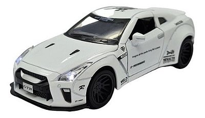 Miniatura Nissan Gtr Liberty Walk Branco Acende Luz/som 1:32