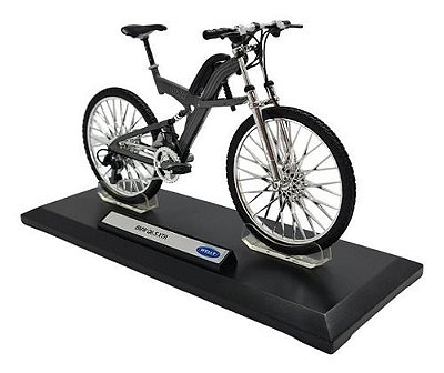 Miniatura Bicicleta Bmw Q6.s Xtr Bike Welly Metal 1:10