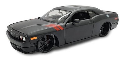 Miniatura Dodge Challenger Srt 2016 Preto Metal 1:24