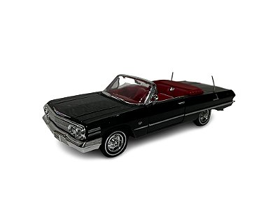 Miniatura Chevrolet Impala 1963 Preto Welly Metal 1:24