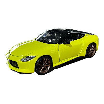 Miniatura Nissan Z 2023 Verde Maisto Metal 1:24