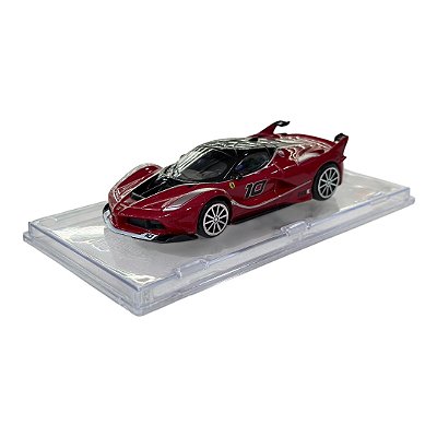 Miniatura Ferrari FXX K com Acrílico 1:43
