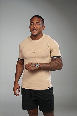 Camisa Bege Algodão Peruano Alto Relevo 3D De Buenas