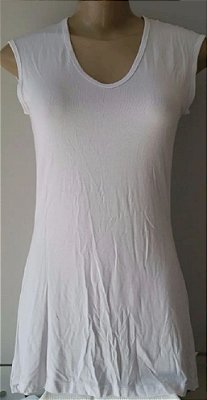 Blusa Comprida Branca (COM AVARIA)