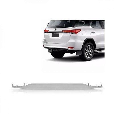 Friso da tampa do porta malas hilux SW4 toyota de 2016 a 2023 cromado
