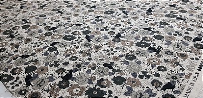 Black Cat in Flowers. Linho+Algodão Japonês. JV00002 (50x55cm)