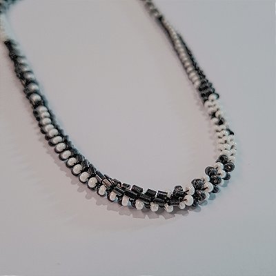Chocker Caribe - Preto e Branco